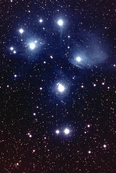 Плеяды фото с земли How to Make Starry Ceiling Lighting for Your Room Space painting, Starry ceiling