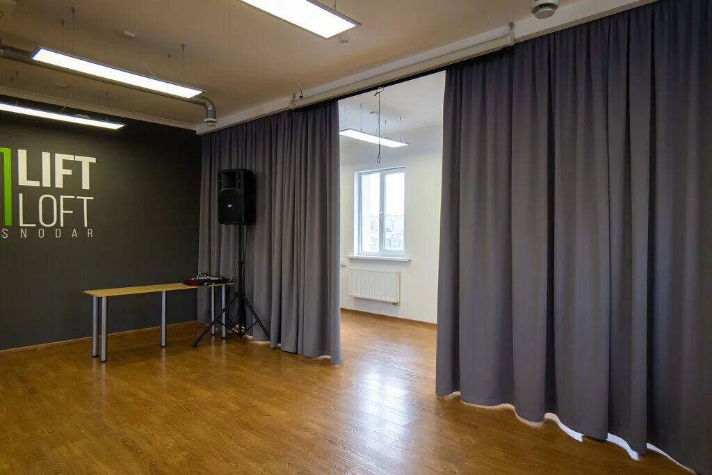 Плейбери ул красных партизан 194 фото Lift Loft Krasnodar, конференц-зал, ул. Красных Партизан, 194, Краснодар, Россия