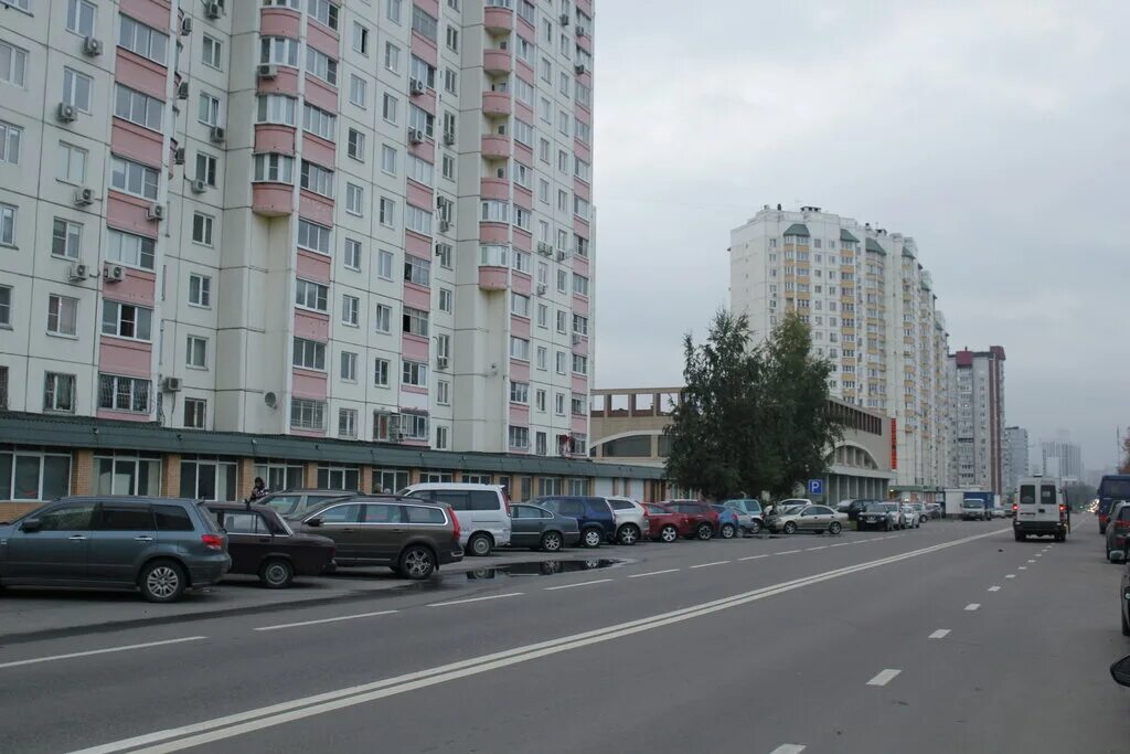 Плейпарк ул академика анохина вл2 москва фото Pritrotuarnaya Parkovka Na Ul Akademika Anokhina, car park, Russia, Moscow, Akad