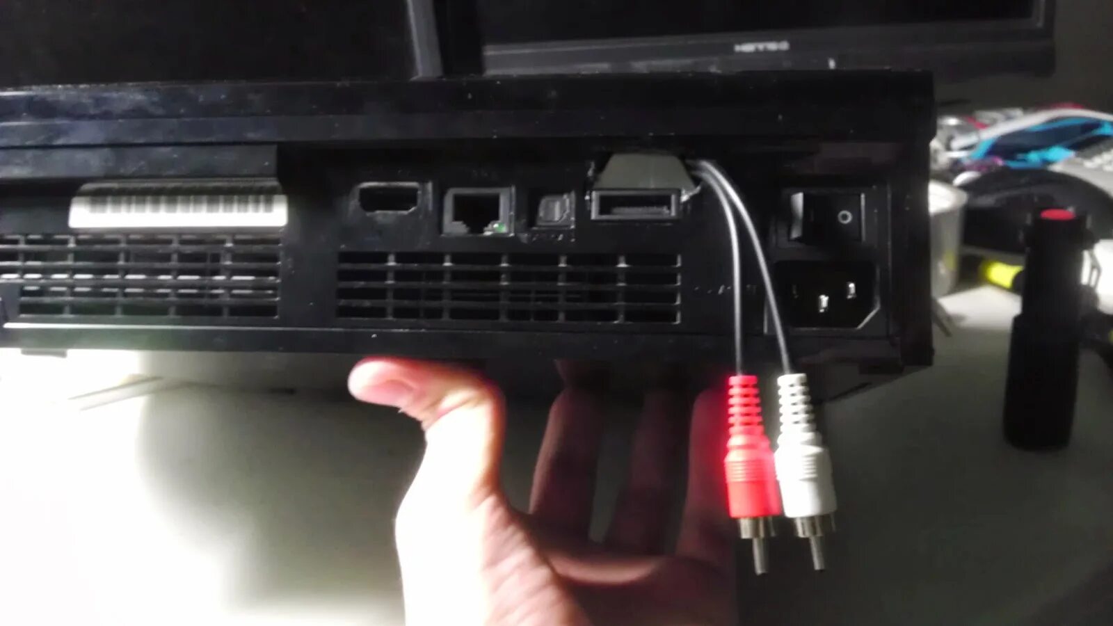 Плейстейшен 3 подключение Чистка от пыли игровой приставки PlayStation, Xbox заказать в Краснодаре за 2000