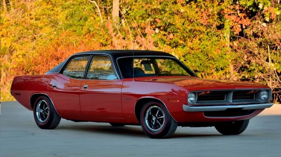 Плимут автомобиль фото На аукцион выставили единственный в своём роде 4-седан Plymouth Barracuda Автоку