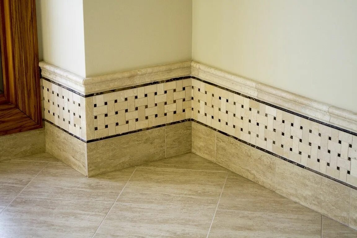 Плинтус из плитки керамической напольный фото Bathroom baseboard ideas - If you are thinking of redecorating your bathroom, he