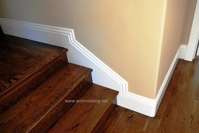 Плинтус на лестнице фото Pin by Bob Cavender on stairs Stairs trim, Stairs skirting, Baseboard trim