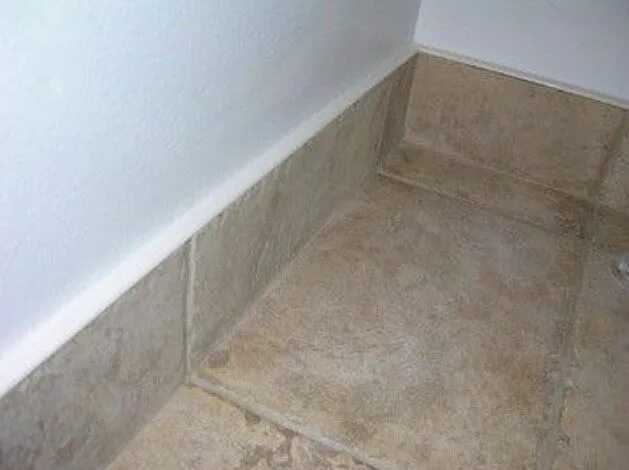 Плинтус на плитку на пол фото 20 Ideas for Baseboard Styles Bathroom baseboard, Tile baseboard, Baseboard styl