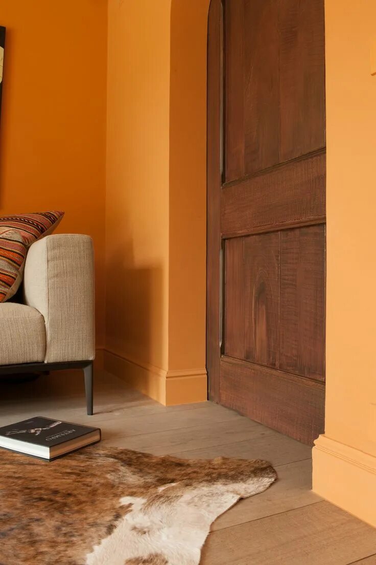 Плинтус напольный в цвет стен в интерьере Orac Decor vloerplinten voor de beste afwerking!