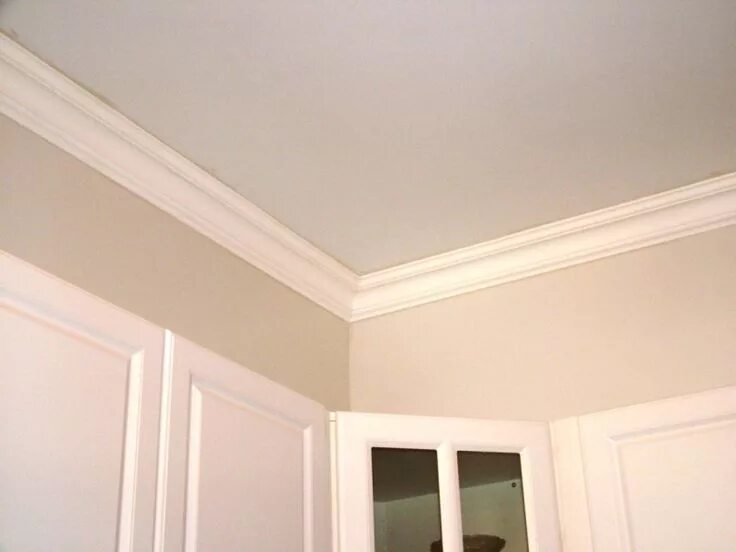 Плинтуса под потолок фото Styrofoam Crown Molding - 6 in wide & 8 ft. long - Plain - #110 DCT Moldings and
