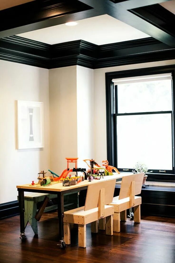 Плинтуса потолок в интерьере фото Афро-скандинавский дом в Бирмингеме Home, Interior trim, Black crown moldings