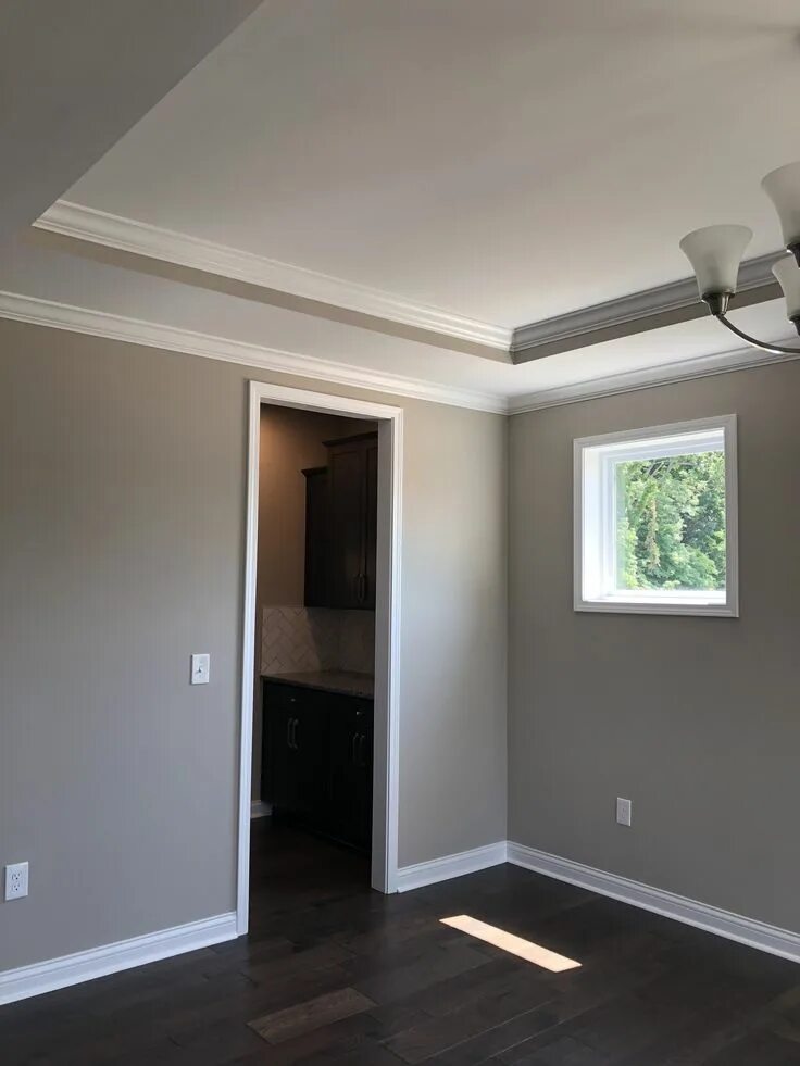 Плинтуса потолок в интерьере фото Cased Opening from Dining Room to Butler's Pantry Pop ceiling design, Ceiling de