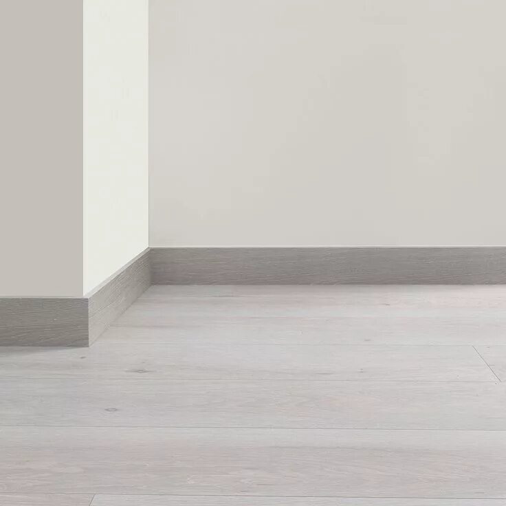 Плинтуса светло серые фото Quick-Step Largo Skirting Board QSLPSKR Trendy door, Painted floors, Floor skirt