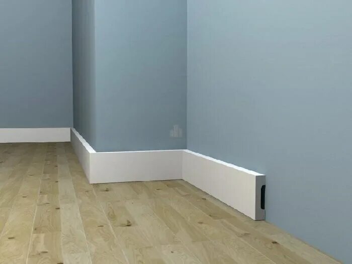 Плинтуса в квартире фото Какого цвета выбрать плинтус? Stone Floor Дзен