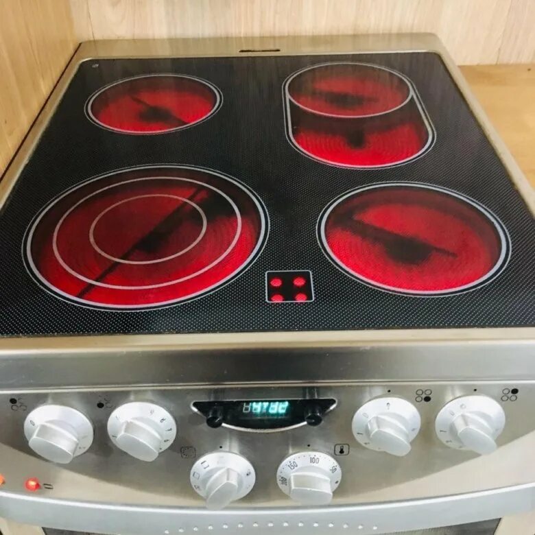 Плита 4 конфорки фото Стеклокерамическая плита 50см "Gorenje" (доставка) - купить в Москве, цена 14 50