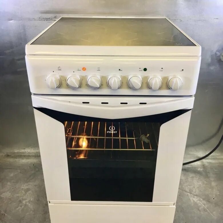 Плита индезит стеклокерамика фото Плита стеклокерамическая "Indesit" - купить в Москве, цена 10 000 руб., продано 