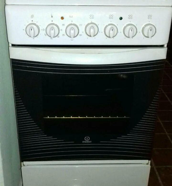 Плита индезит стеклокерамика фото Электрическая стеклокерамическая плита Indesit - купить в Москве, цена 5 500 руб