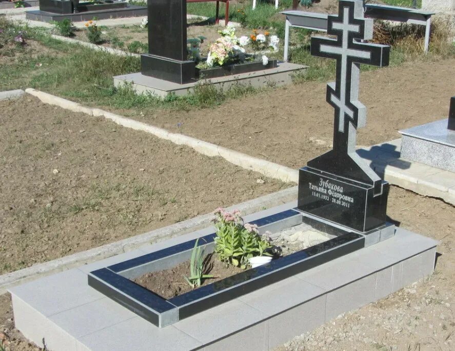 Плита на могиле фото с крестом Установка памятника Воронеж, благоустройство на кладбище, стоимость: 2900 руб, о