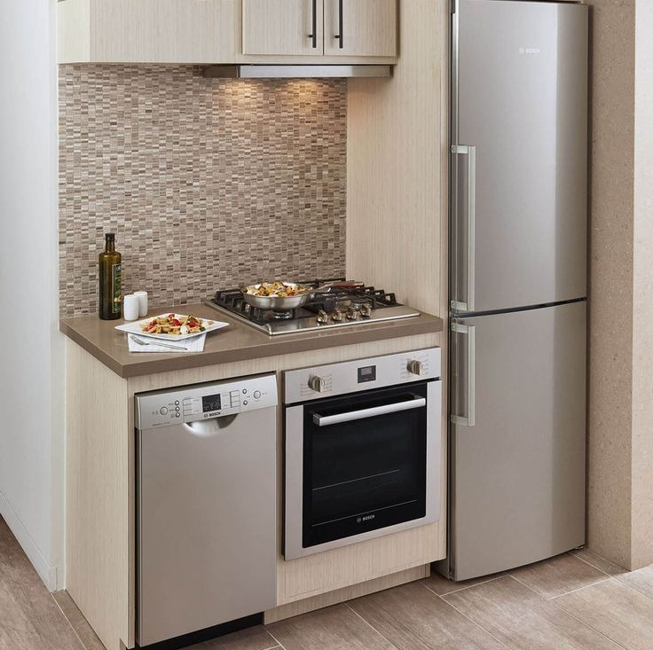 Плита рядом с фото Что делать, если холодильник стоит рядом с плитой 0 Kitchen design small space, 