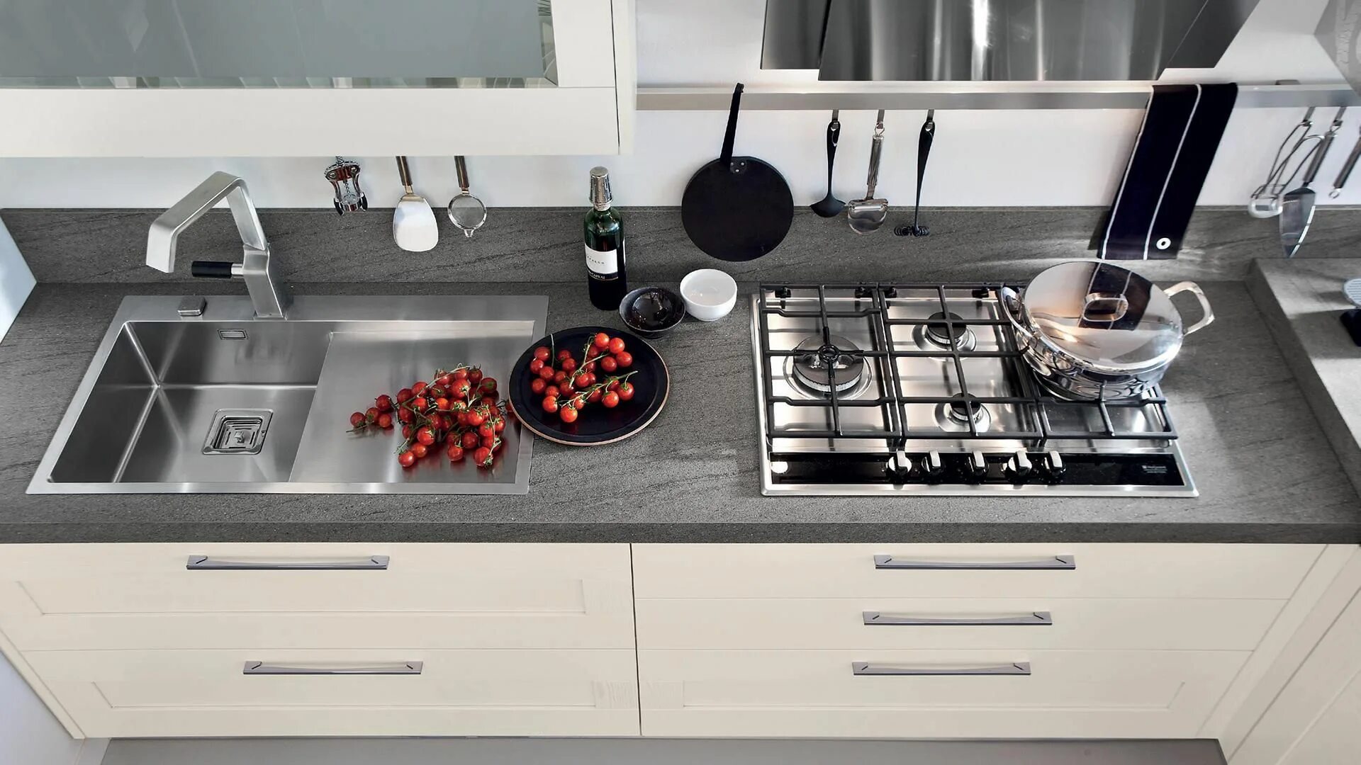 Плита рядом с фото Gallery - Cucine Moderne - Cucine Lube Cucine moderne, Cucina senza tempo, Cucin