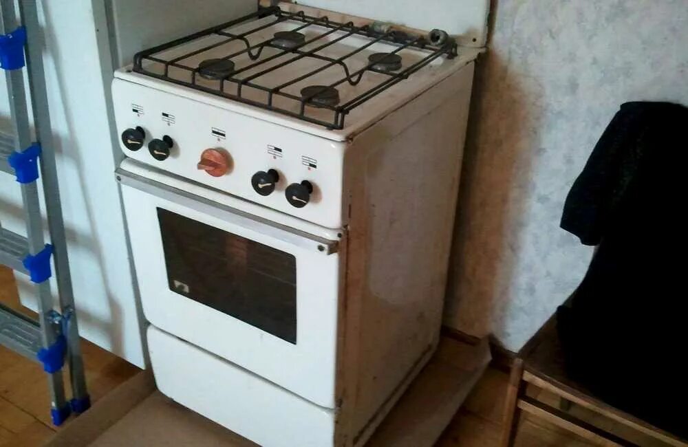 Плита старого образца фото Демонтируем старые газовые плиты и устанавливаем новые Газовая служба Rush Maste