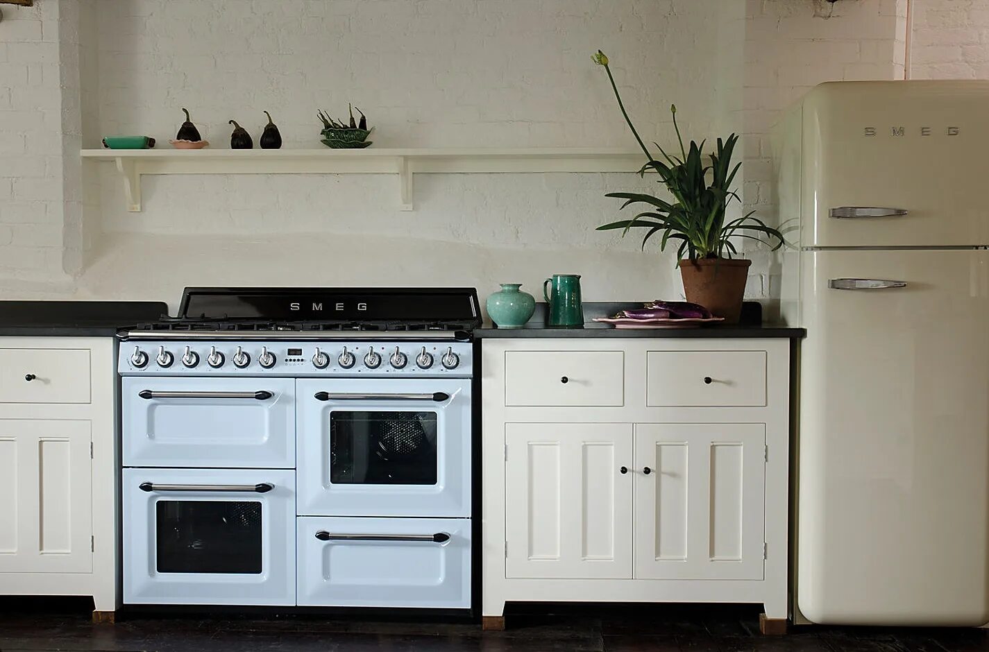 Плита в интерьере кухни фото Варочный центр Smeg TR4110AZ купить по цене 382 690 рублей в интернет-магазине O