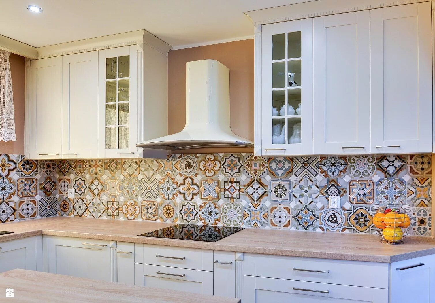 Плитка для фартук фото дизайн Kuchnia patchwork - zdjęcie od Pracownia Mebla - Kuchnia - Styl Klasyczny - Prac