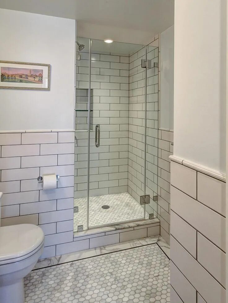 Плитка для маленькой душевой комнаты фото White Contemporary Bathroom With Shower Stall Bathroom tile designs, White subwa
