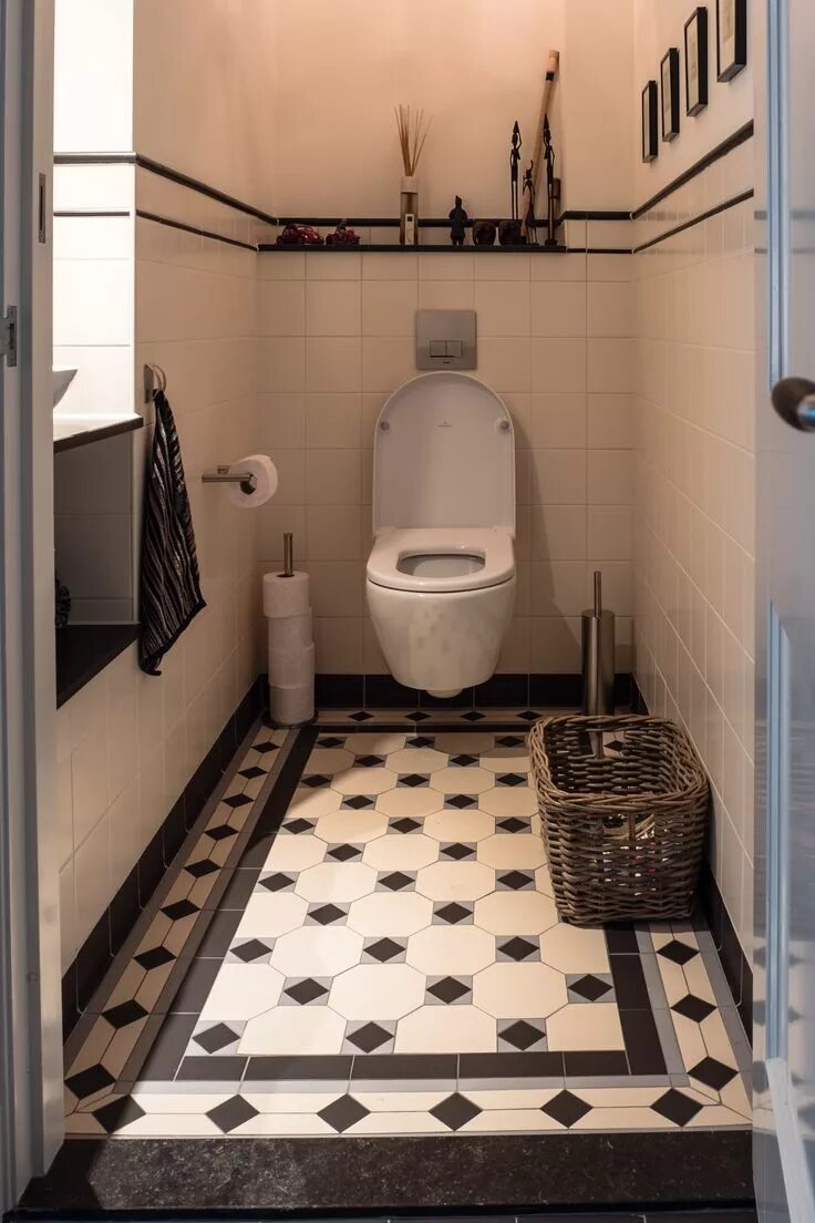 Плитка для туалета маленькой площади фото Badkamer Berkhout - Streker Tegelhuis Bathroom interior, Bathroom interior desig