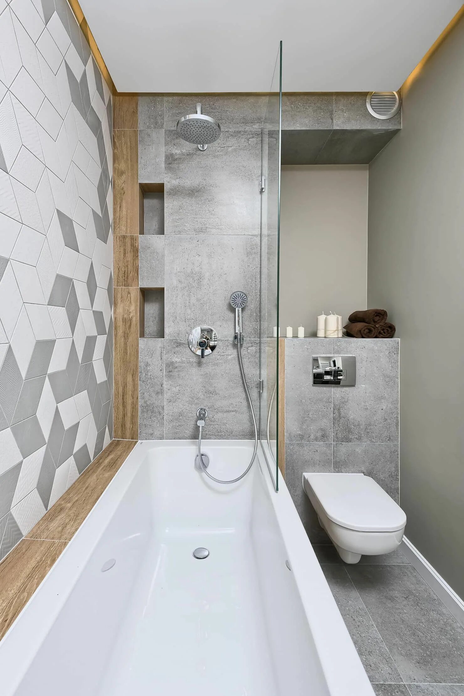 Плитка для ванной маленькой площади фото Mieszkanie pokazowe na ołtaszynie, q2design homify Small bathroom makeover, Smal