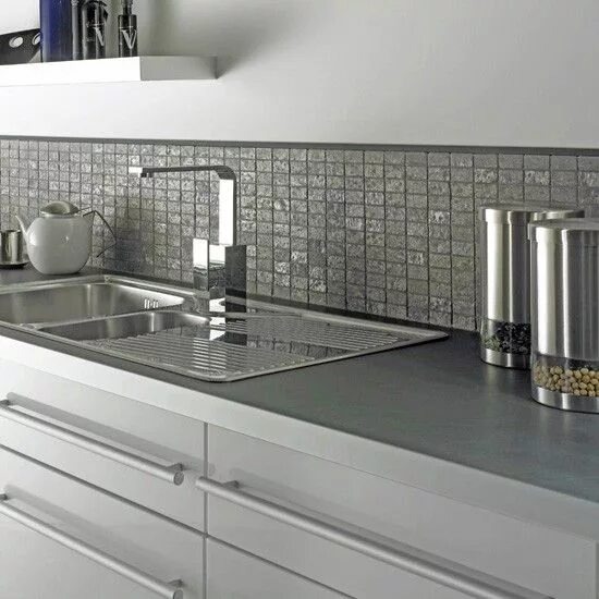 Плитка фартук кухня фото серая кухня Kitchen Tile Decals - Our Pick of the Best Kitchen wall tiles, Grey kitchen wall