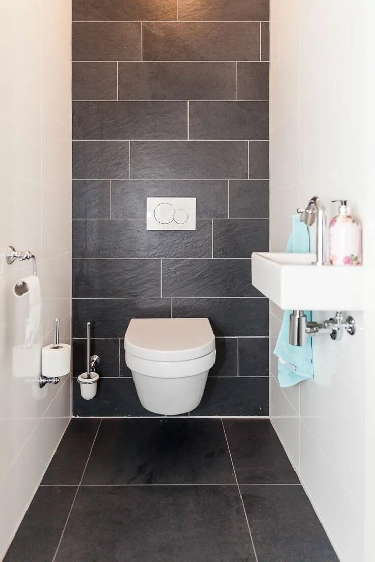 Плитка фото в туалете современном стиле KLIK OP DE FOTO VOOR MEER FOTO'S VAN DIT PROJECT# Toilet #keramisch #keramiek #t