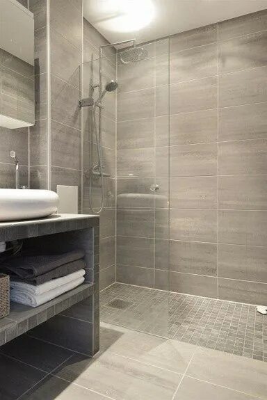 Плитка фото в ванной реальный дизайн Bathroom - Модернизм - Ванная комната - Торонто - от эксперта Reno Mano Home Imp