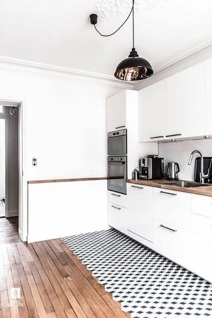 Плитка и ламинат в интерьере фото Séparer deux pièces : 5 astuces - ClemAroundTheCorner blog déco Plancher de cuis