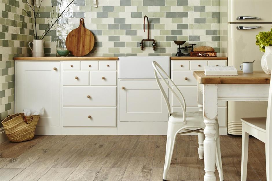 Плитка и обои на кухне фото Kitchen wall tiles: Ideas for every style and budget Kitchen wall tiles, Kitchen