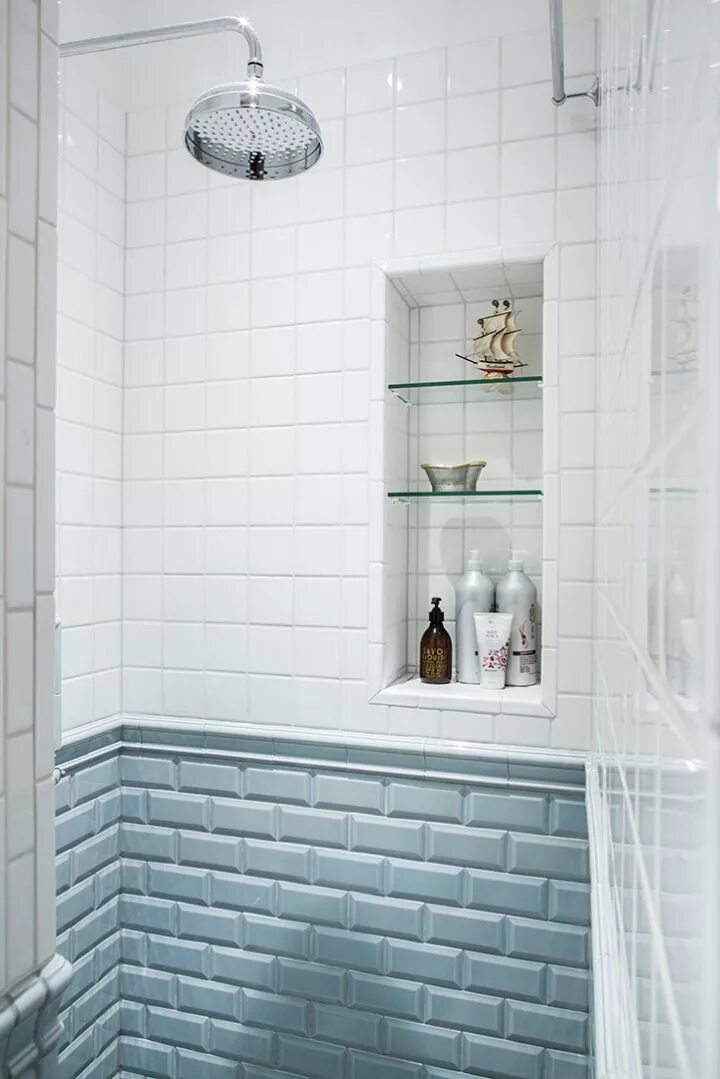 Плитка кабанчик в интерьере ванной Beautiful Apartment That Is Fashioned For Comfort Trendy bathroom tiles, Tile ba