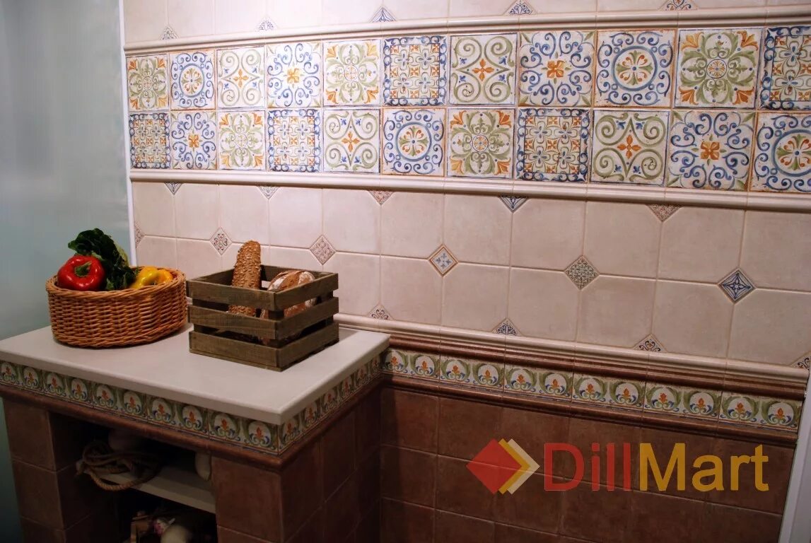 Плитка керама марацци в интерьере кухни HGD/B99/9x/17000 Панно Виченца золото, состоит из 9 частей 15х15 (размер каждой 
