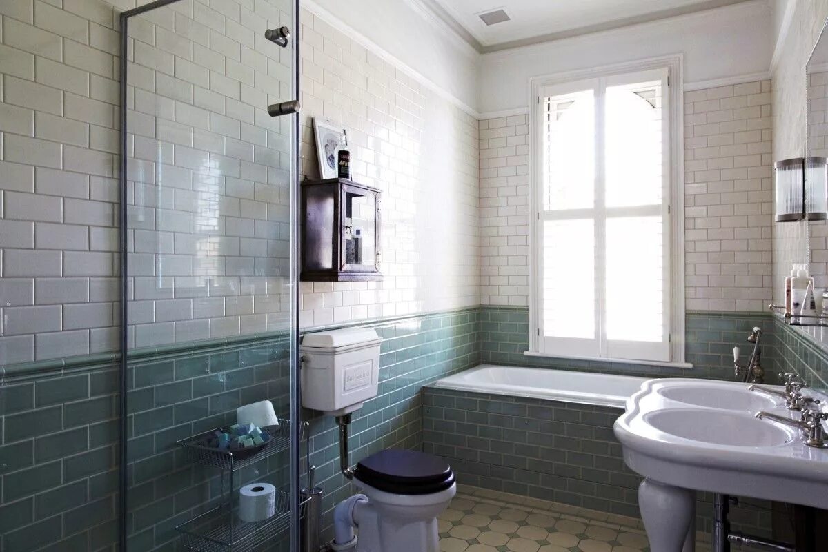 Плитка куба в интерьере ванной фото http://www.shootfactory.co.uk/uk-locations/chiswick-london-w4/ Edwardian bathroo