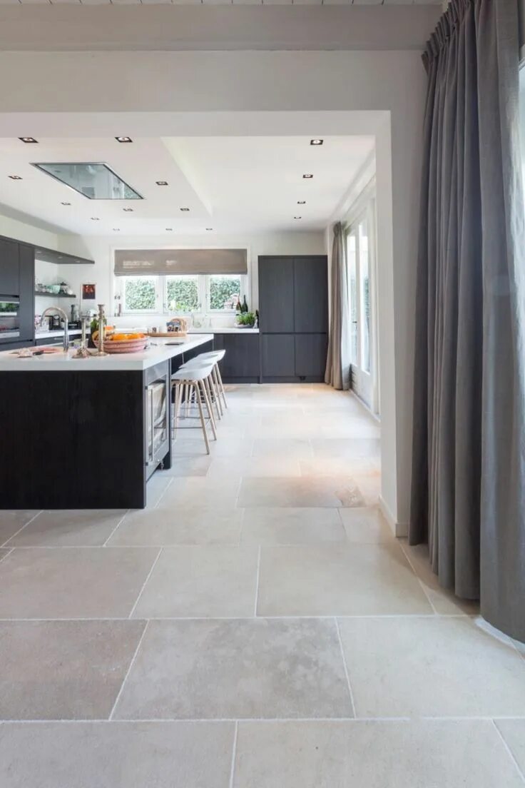Плитка кухня гостиная фото Image result for leathered french limestone floor Pisos para casas modernas, Pis