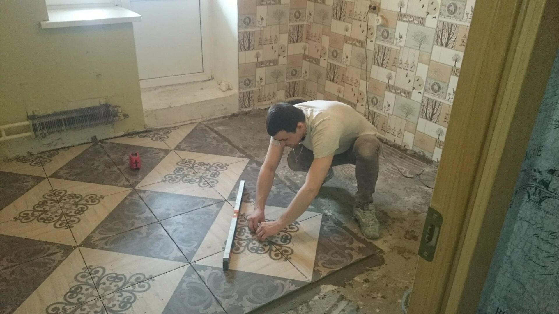 Плитка метр на метр фото Фотографии работы: Укладка напольной плитки.