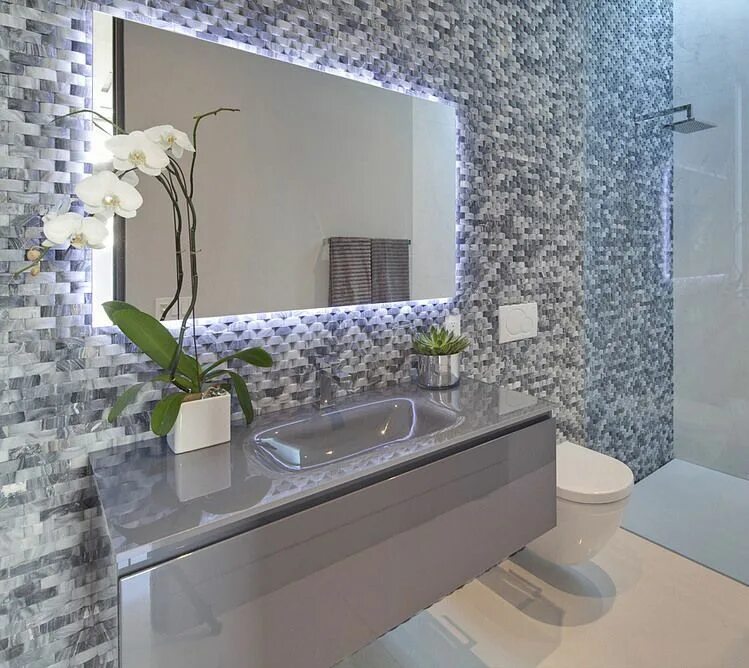 Плитка мозаика в интерьере ванной Tanager Residence by McClean Design Bathroom design, Bathroom remodel shower, Ba