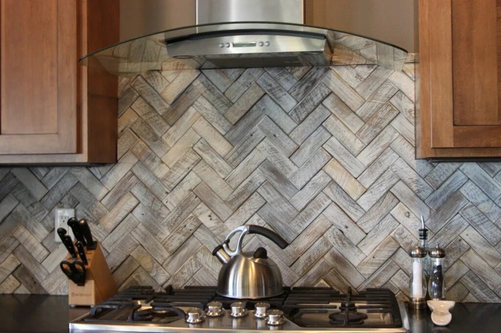 Плитка на фартук под дерево фото Home - Suburban Herringbone backsplash, Herringbone tile backsplash, Gray wood t