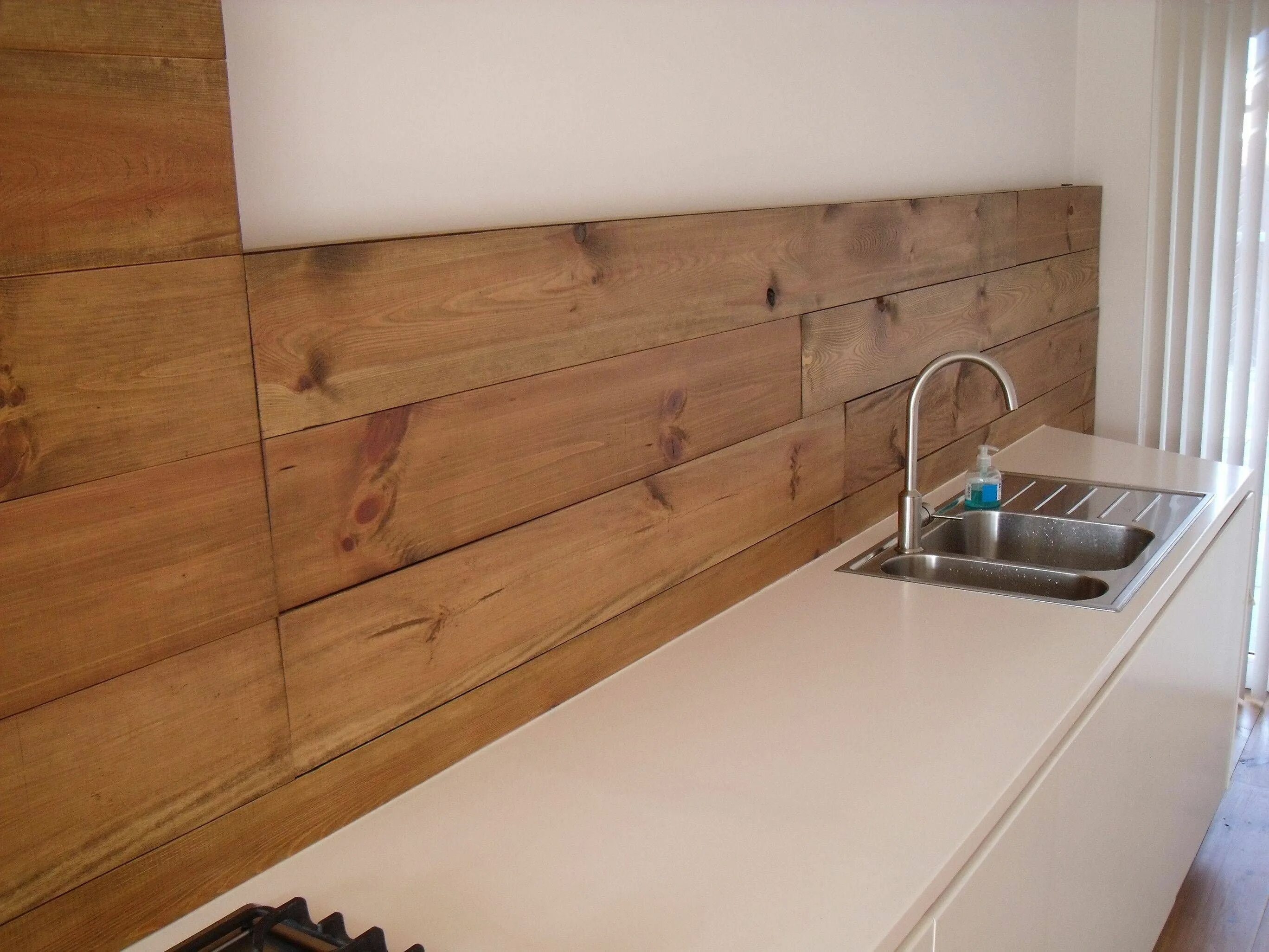 Плитка на фартук под дерево фото Finished my kitchen and living room. - Imgur Kitchen examples, Kitchen island wi