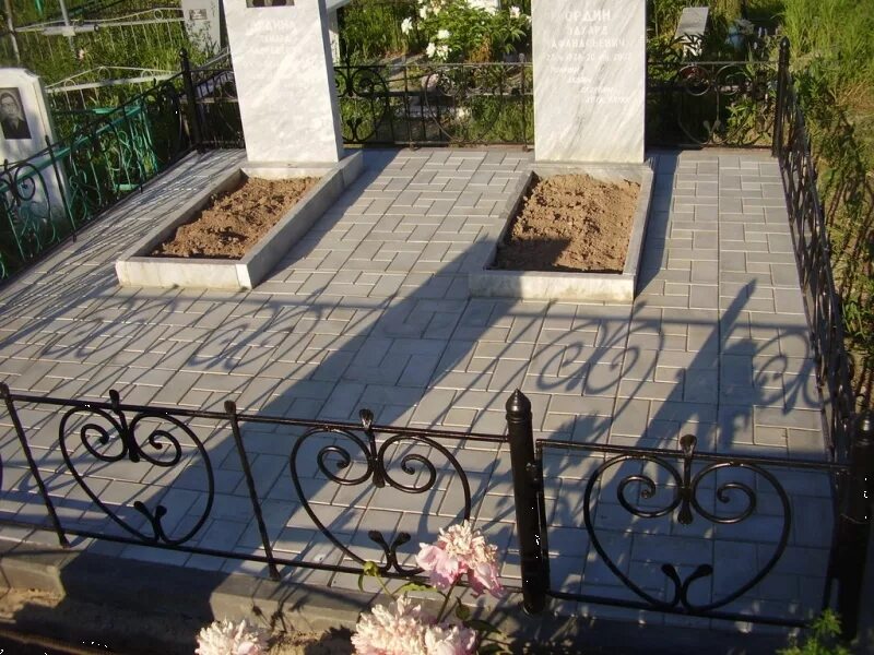 Плитка на кладбище фото дизайн Облицовка тротуарной плиткой:: Памятники "Самара Мрамор Гранит"