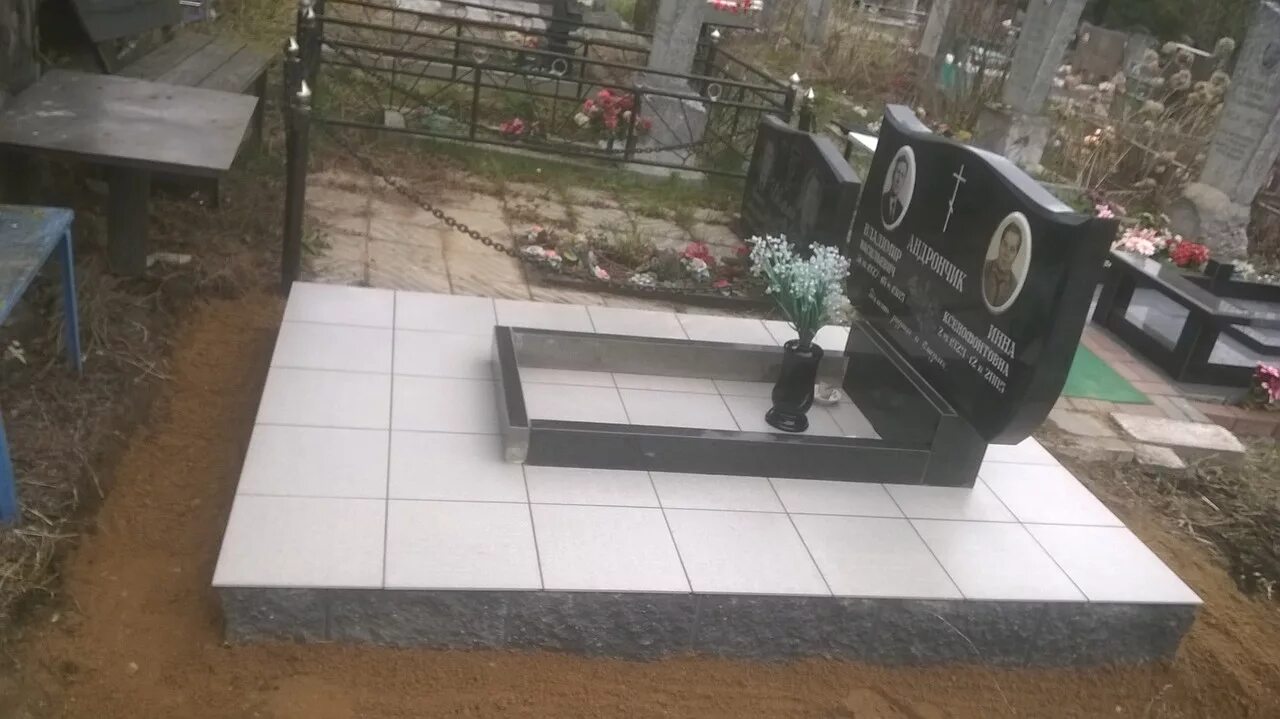Плитка на могилу фото Благоустройство могил (ID# 94308959), цена: 32 руб., купить в Осиповичах на Deal