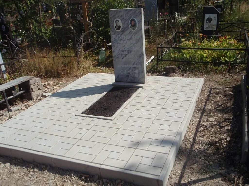 Плитка на могилу фото Панорама: Памятники, изготовление памятников и надгробий, ул. Степана Разина, 15