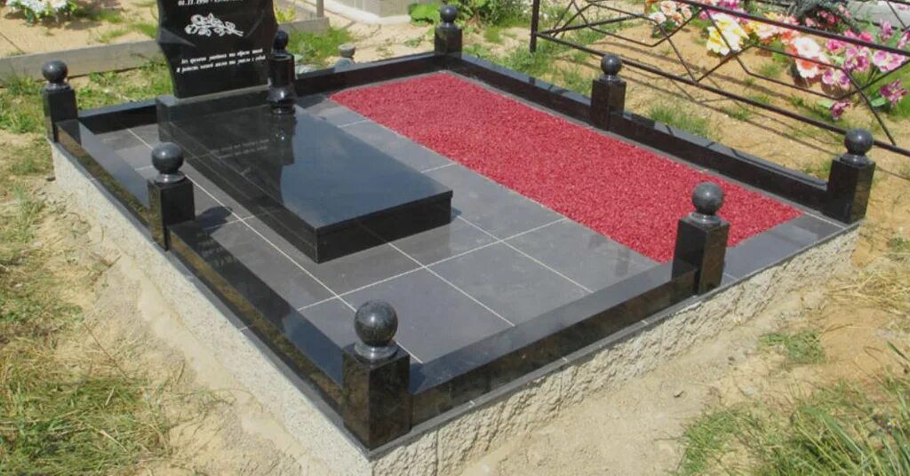 Плитка на могилу фото и цены ОГРАДЫ НА КЛАДБИЩЕ В ГРОДНО. Гранит. Заказать ☎(33) 623-37-23
