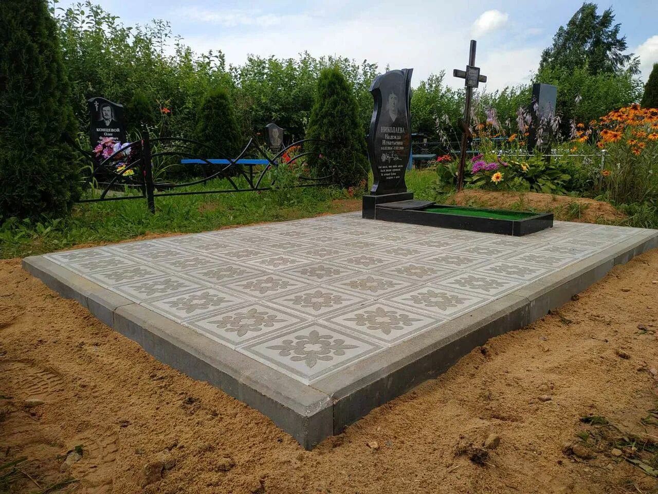 Плитка на могилу фото и цены Уложить кладбище - найдено 87 фото