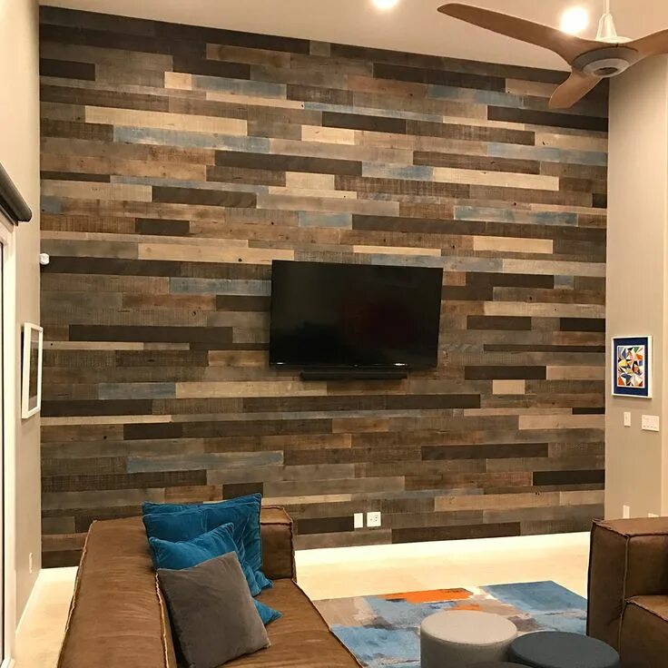 Плитка на стены в квартиру фото DISTRESSED WOOD WALL - RAW-ISH Accent walls in living room, Accent wall paint, P