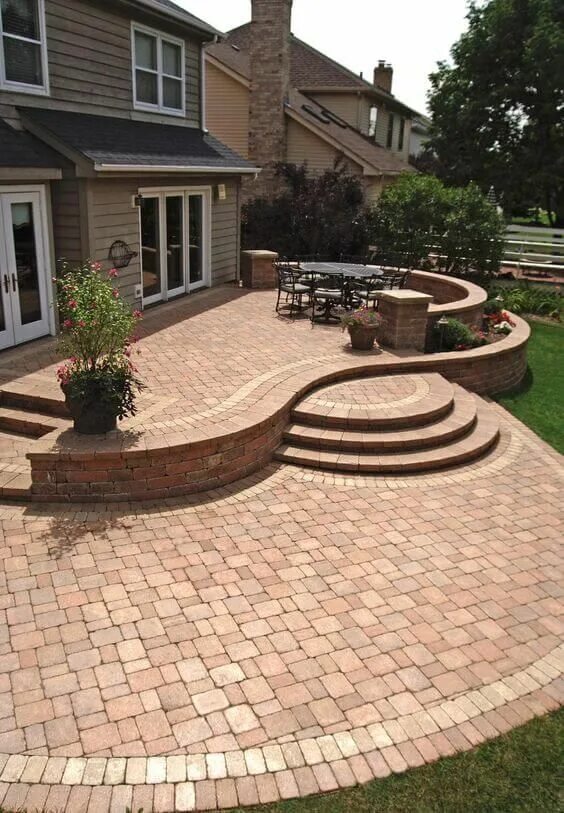 Плитка на участке частного дома фото 36 Garden Paving Designs to Make the Best out of Your Outdoor Space Stone patio 