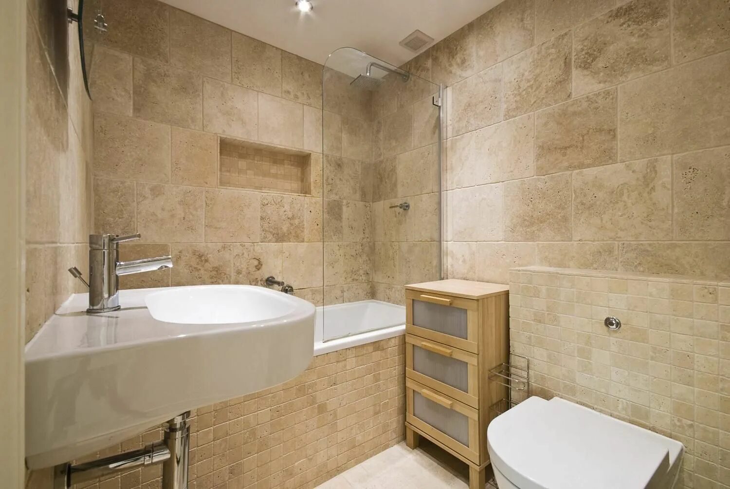 Плитка отделка комнат дизайн Crema Antiqua Tumbled Travertine Mosaic Salle de bain travertin, Salle de bain b