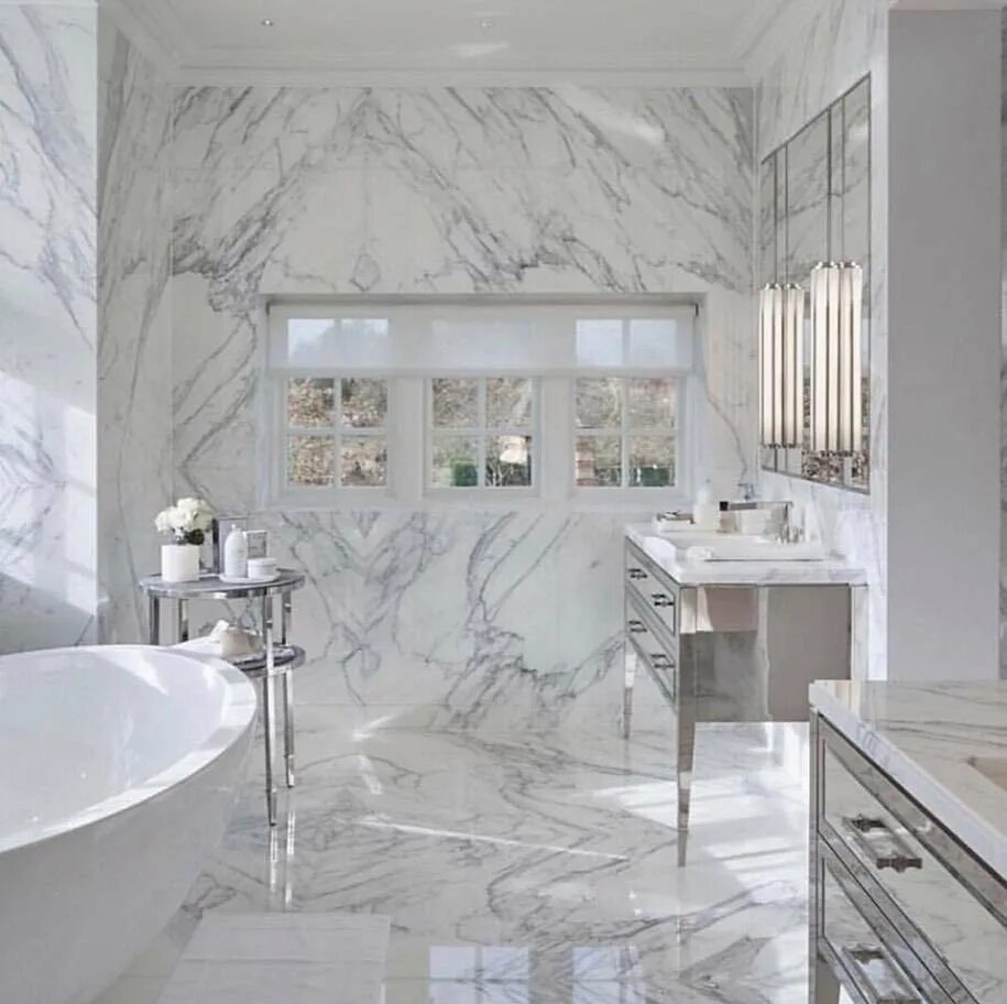 Плитка под белый мрамор в интерьере Gilt White Fine Matt 3mm 120x300 Moreroom Stone - Керамогранит FNZW103003117 Мор