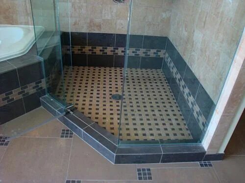 Плитка под душевую кабину фото blending shower and tub Shower tile, Shower tile designs, Bathroom tiles images