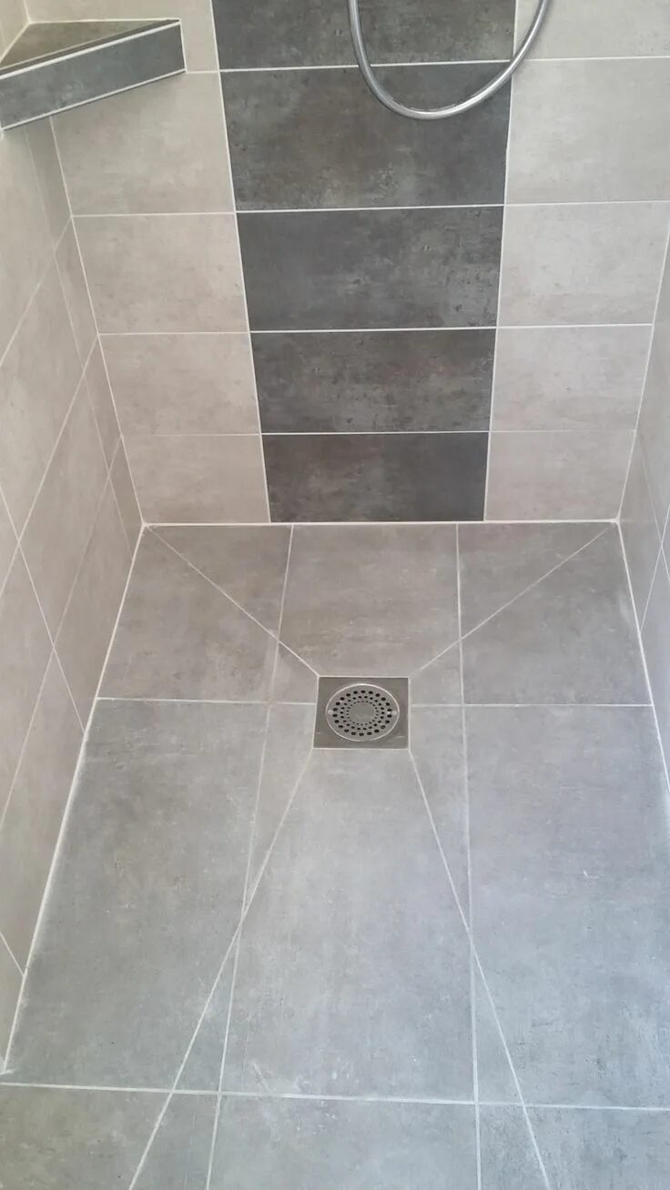 Плитка под душевую кабину фото Mounier Carrelage - Vente, pose et décoration de vos espaces autour du carrelage